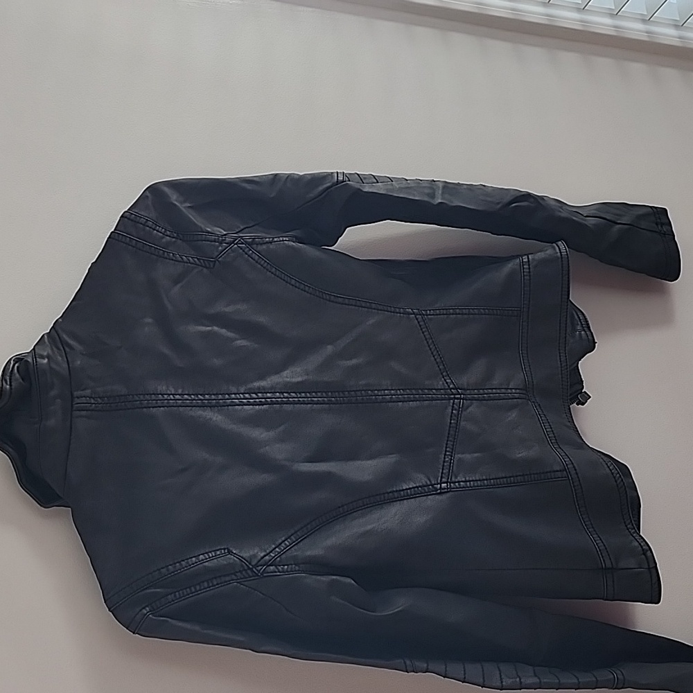 βΌοΈVERY RARE!βΌοΈ πβ€οΈ HOLLISTER PLEATHER MOTO JACKET β€οΈπ - Picture 10 of 16